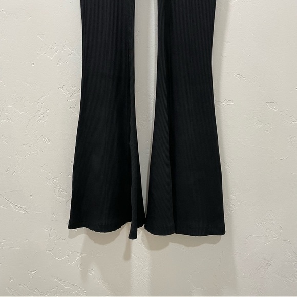 NWT Year Of Ours Ribbed Flare Black Leggings Pants Stretch Yoga Women’s Small - Picture 6 of 13